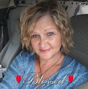 Meet your Posher, Lori